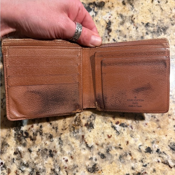 Loved Louis Vuitton wallet - Picture 4 of 6